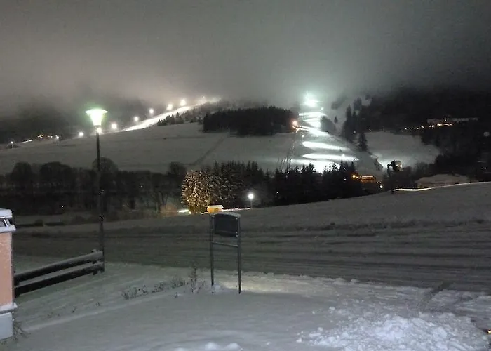 苏纳罕度假别墅 *